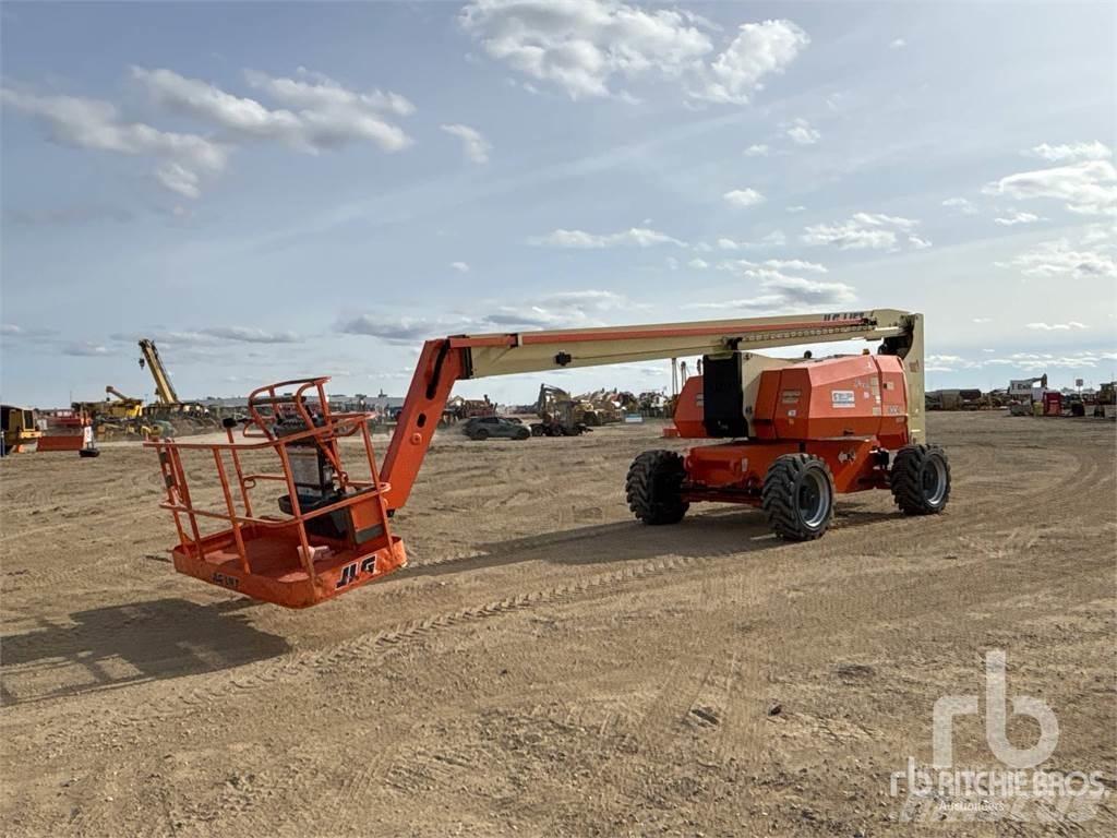 JLG 800A Zglobne podizne platforme