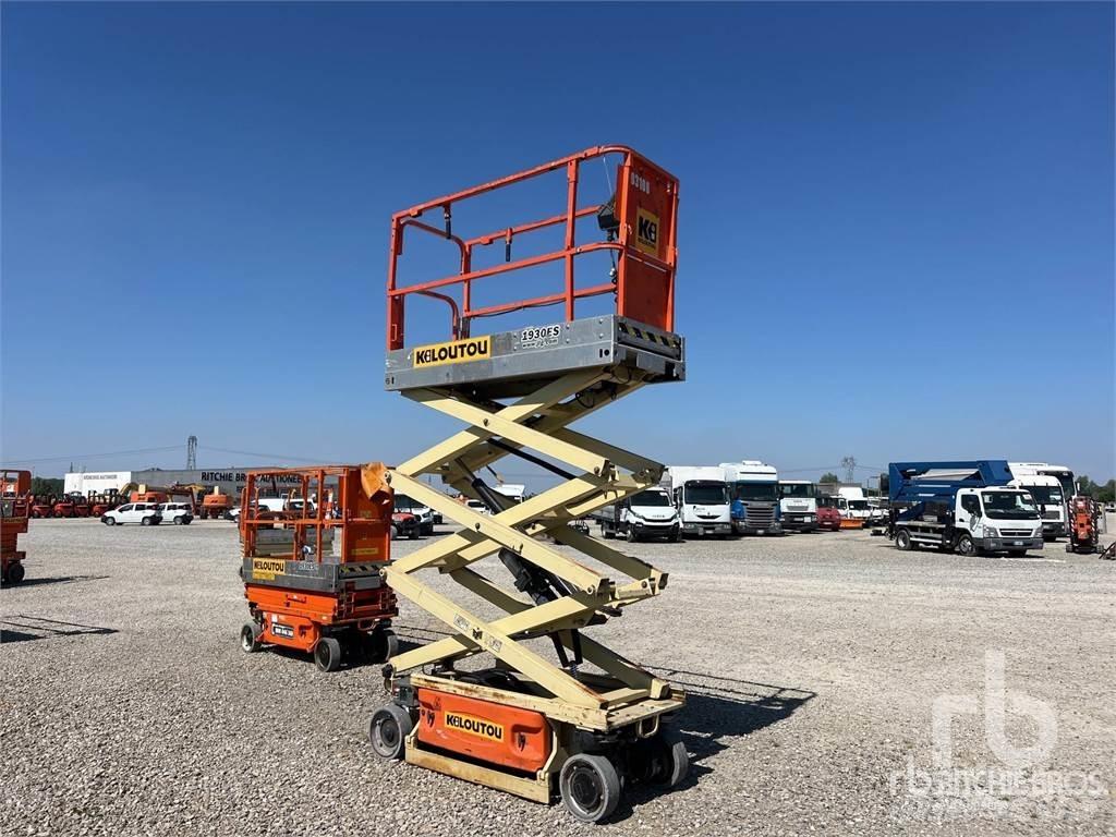 JLG 930ES Makazaste platforme