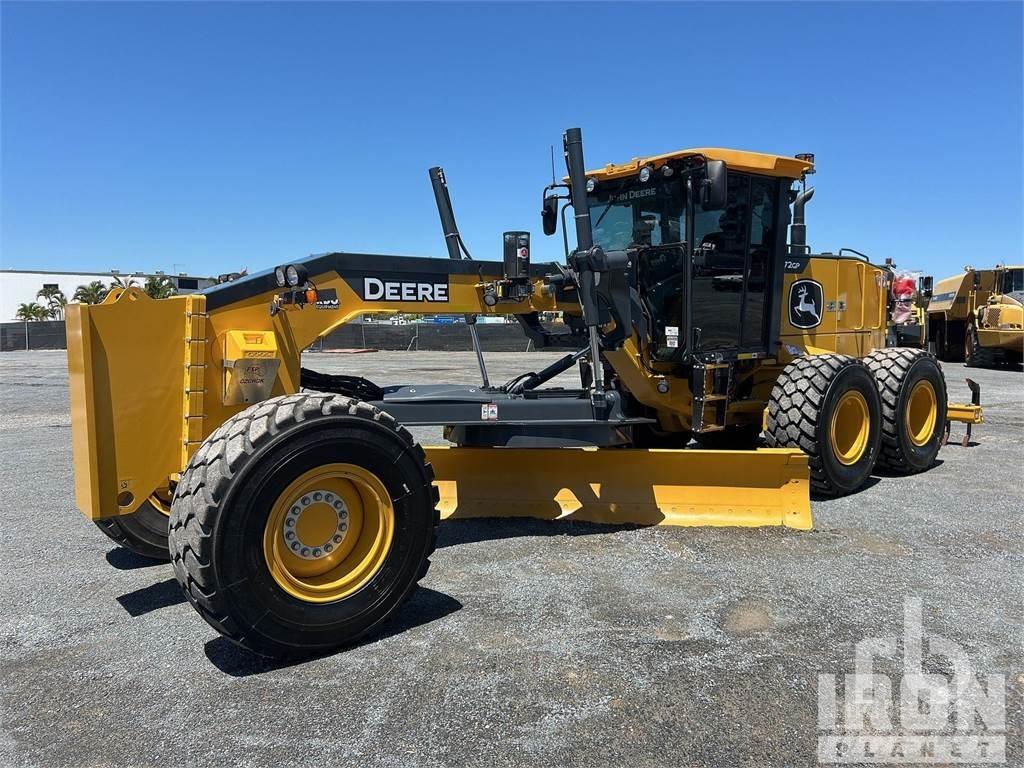 John Deere 772G Grejderi