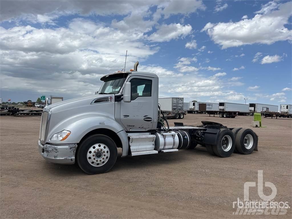 Kenworth T680 Tegljači