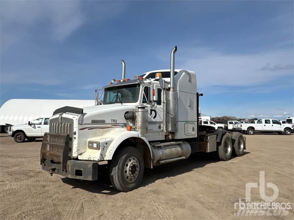 Kenworth T800 Kamioni sa ravan platformom / vitlom