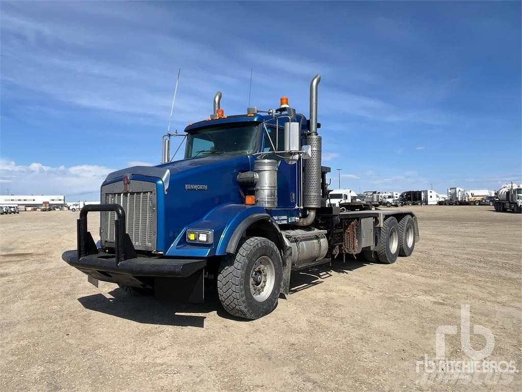 Kenworth T800 Kamioni sa ravan platformom / vitlom