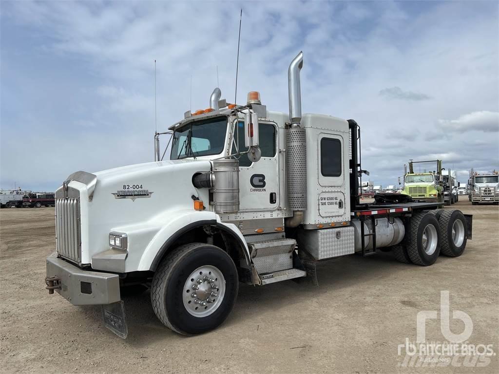 Kenworth T800 Kamioni sa ravan platformom / vitlom