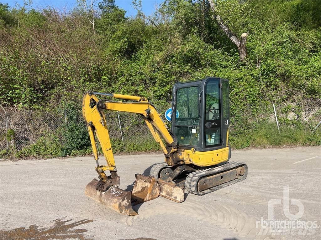 Komatsu PC26MR3 Mini bageri < 7t
