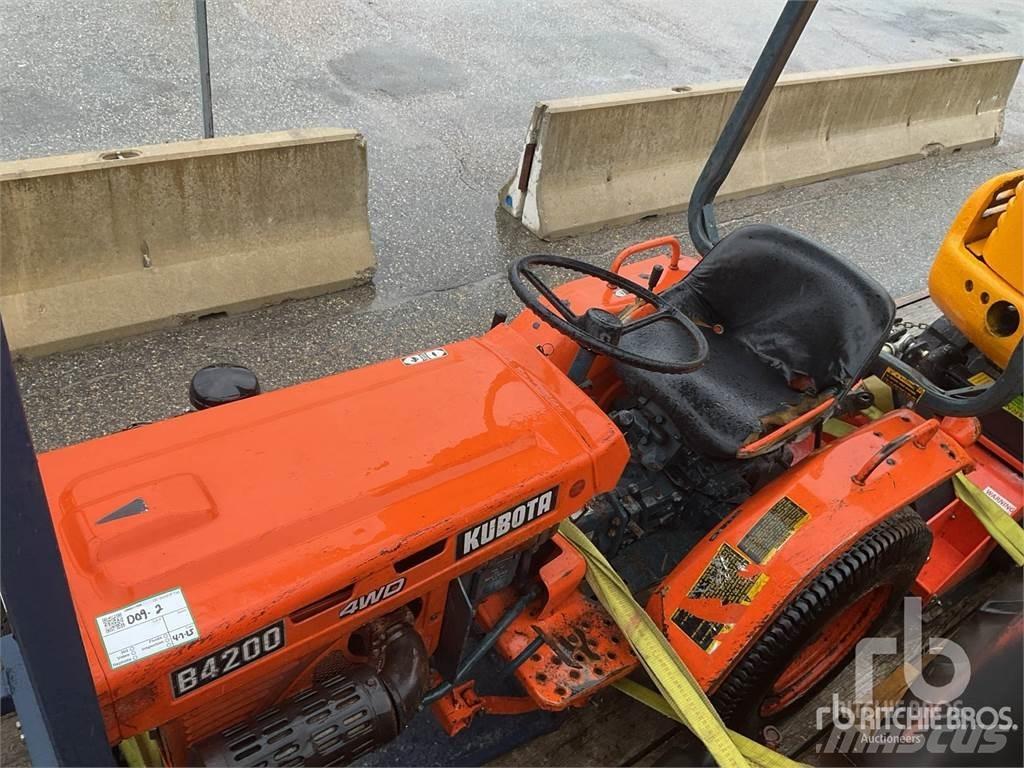 Kubota B4200D Manji traktori