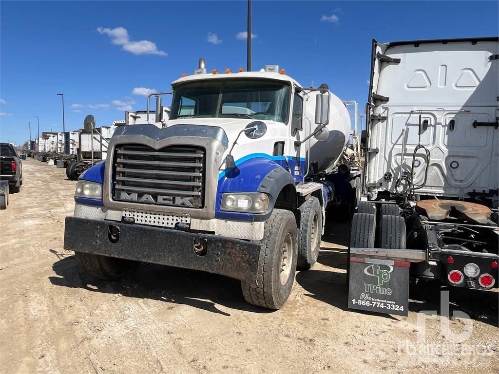 Mack CPT713 Kamioni mešalice za beton