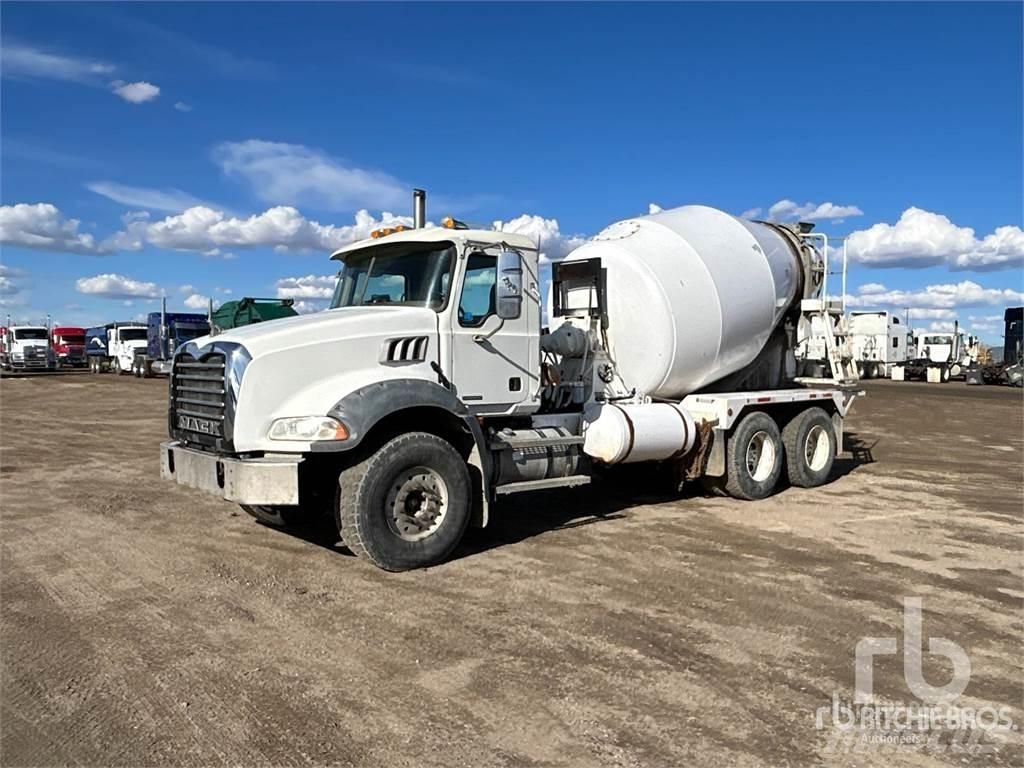 Mack CT713 Kamioni mešalice za beton