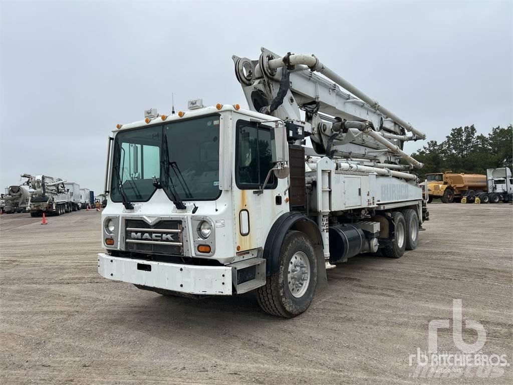 Mack MRU613 Kamioni mešalice za beton