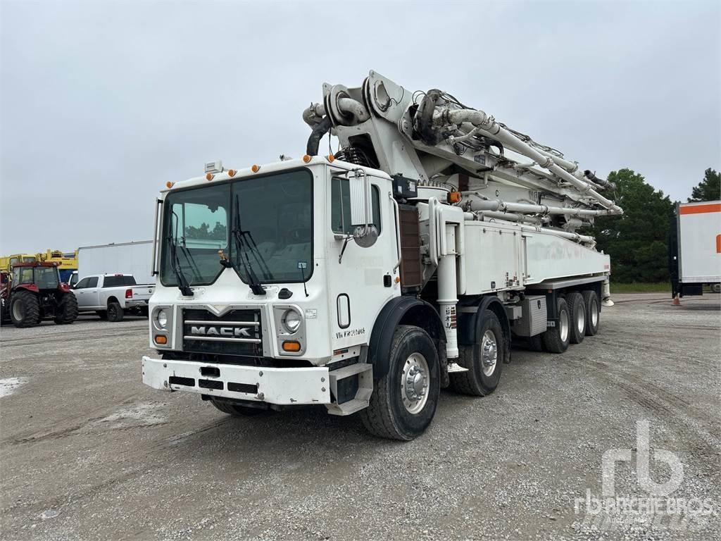 Mack MRU613 Kamioni mešalice za beton