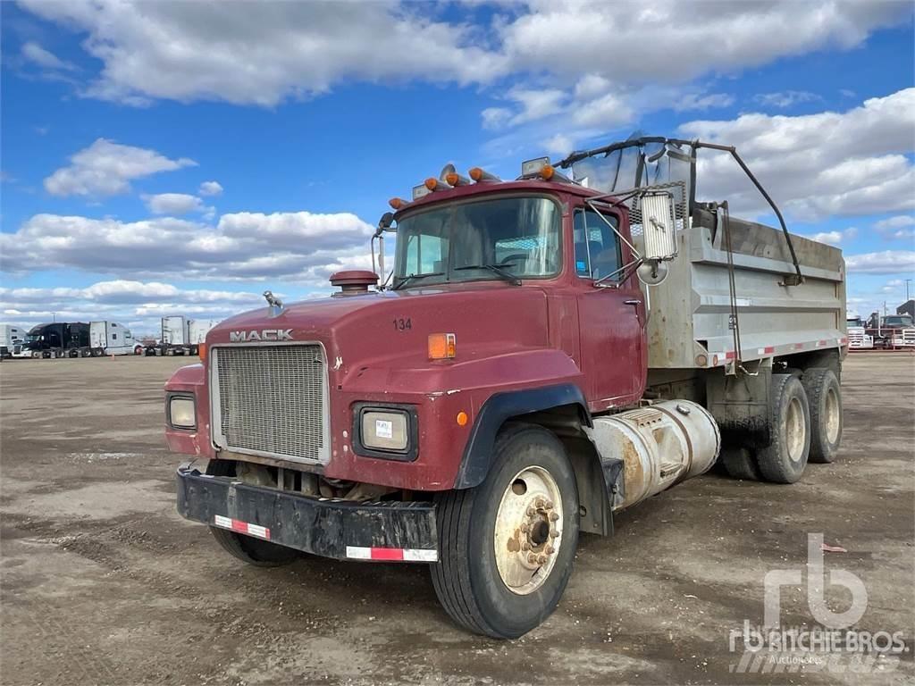Mack RD688S Kiperi kamioni