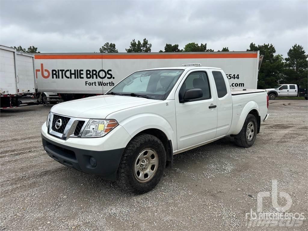 Nissan FRONTIER Pik up kamioni
