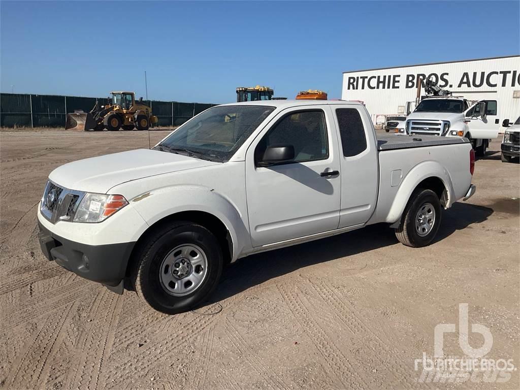 Nissan FRONTIER Pik up kamioni
