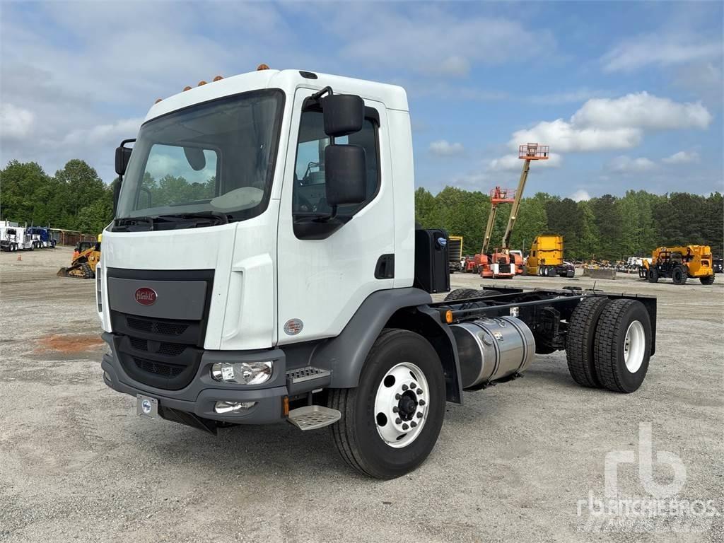 Peterbilt 220 Kamioni-šasije