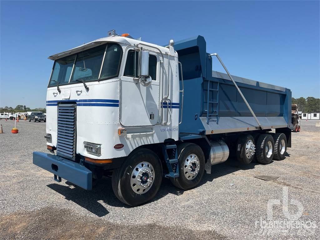 Peterbilt 362 Kiperi kamioni