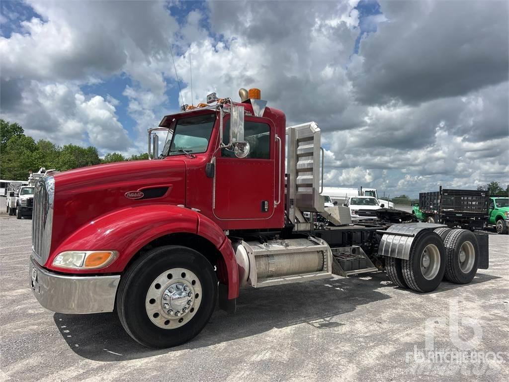 Peterbilt 384 Tegljači