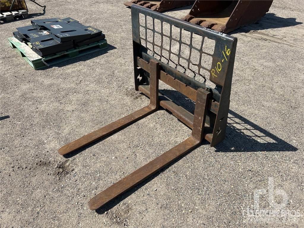  Poly Tank Građevinarske viljuške