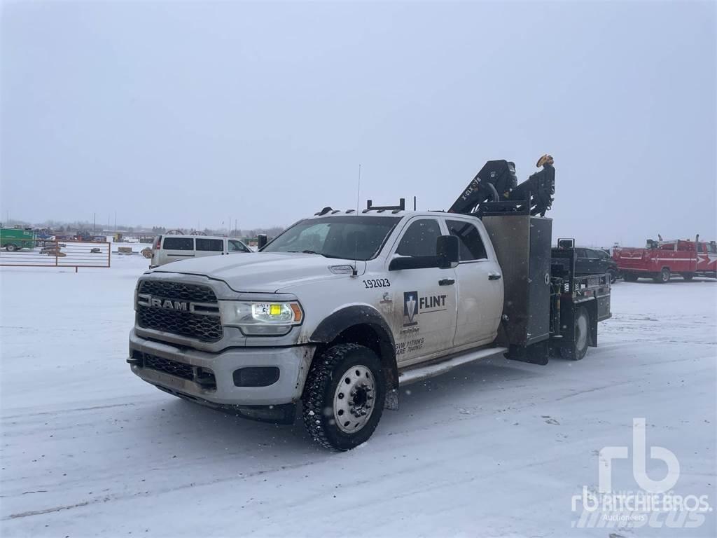 RAM 5500 Kamioni sa kranom