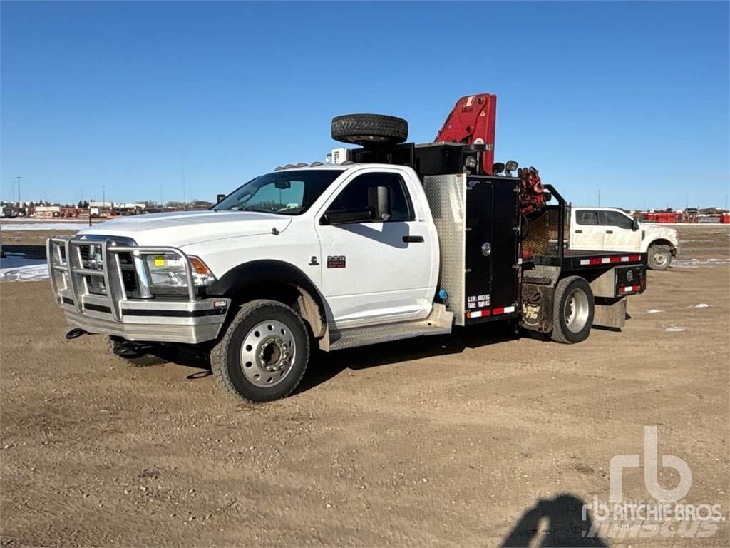 RAM 5500 Kamioni sa kranom