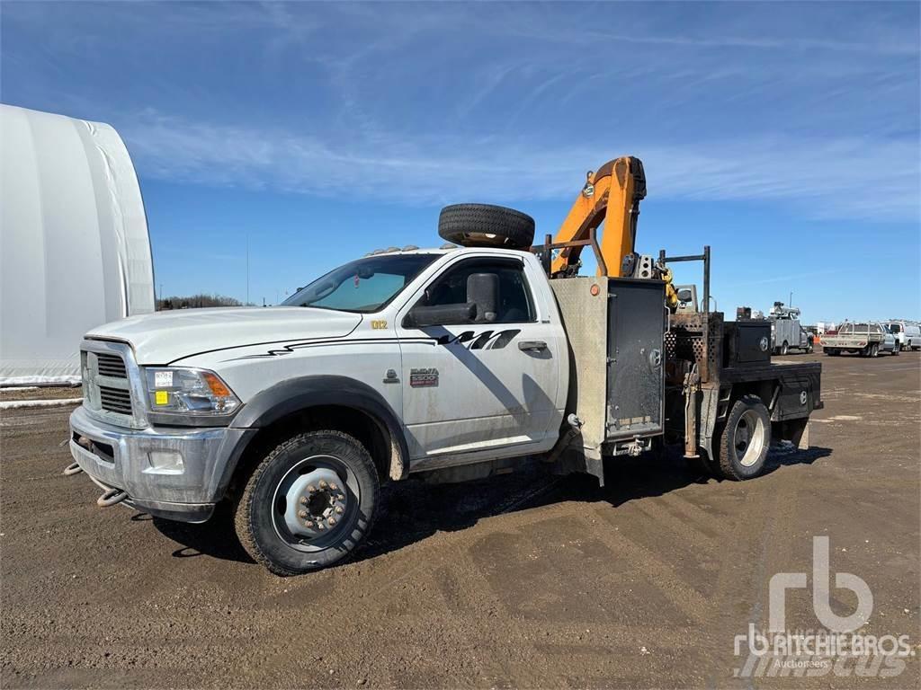 RAM 5500 Kamioni sa kranom