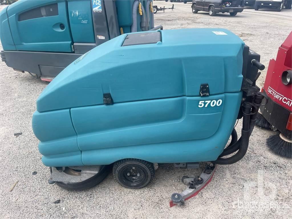 Tennant 5700 Mašine za čišćenje