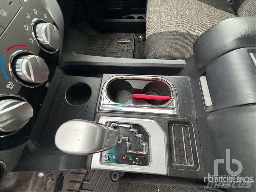 Toyota TUNDRA Pik up kamioni