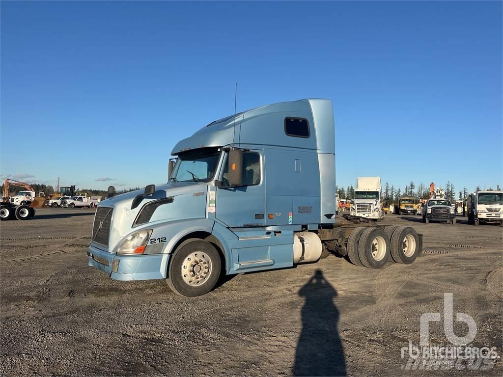 Volvo VNL Tegljači