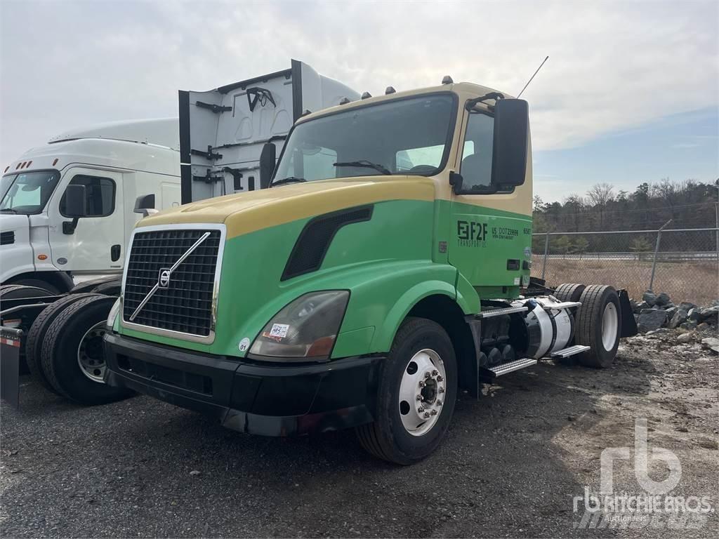 Volvo VNL Tegljači