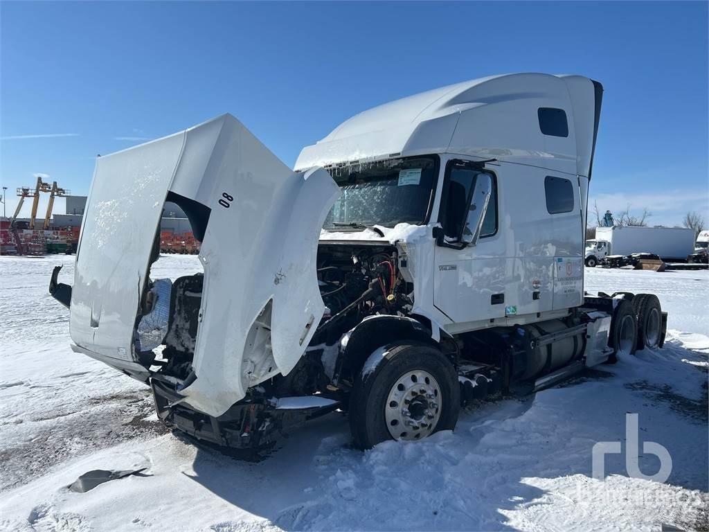 Volvo VNL Tegljači