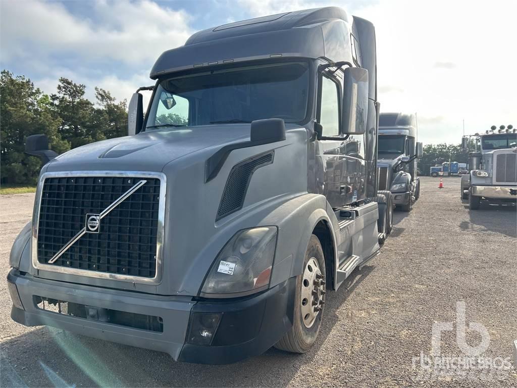 Volvo VNL Tegljači