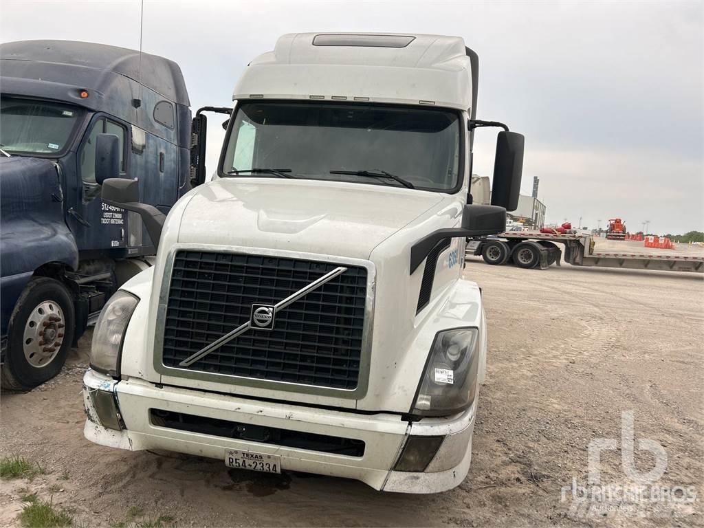 Volvo VNL Tegljači