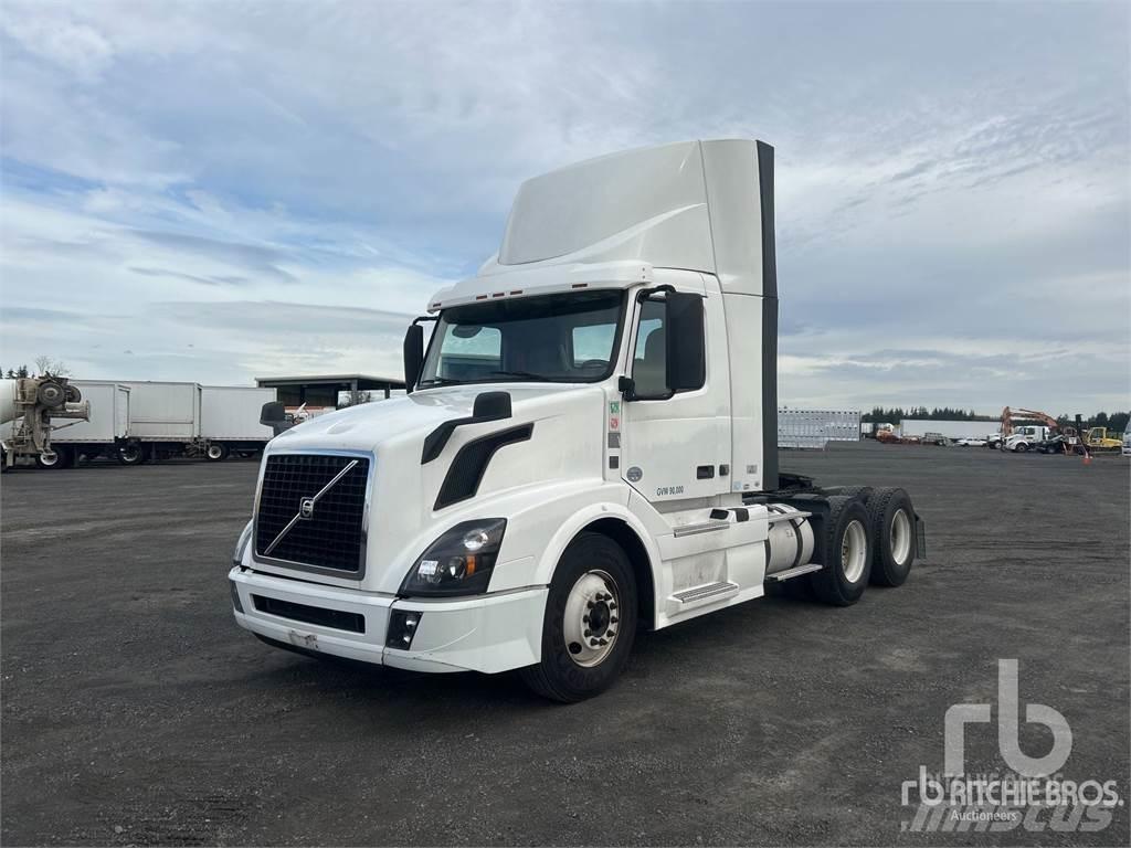 Volvo VNL300 Tegljači