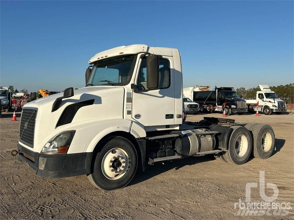 Volvo VNL300 Tegljači