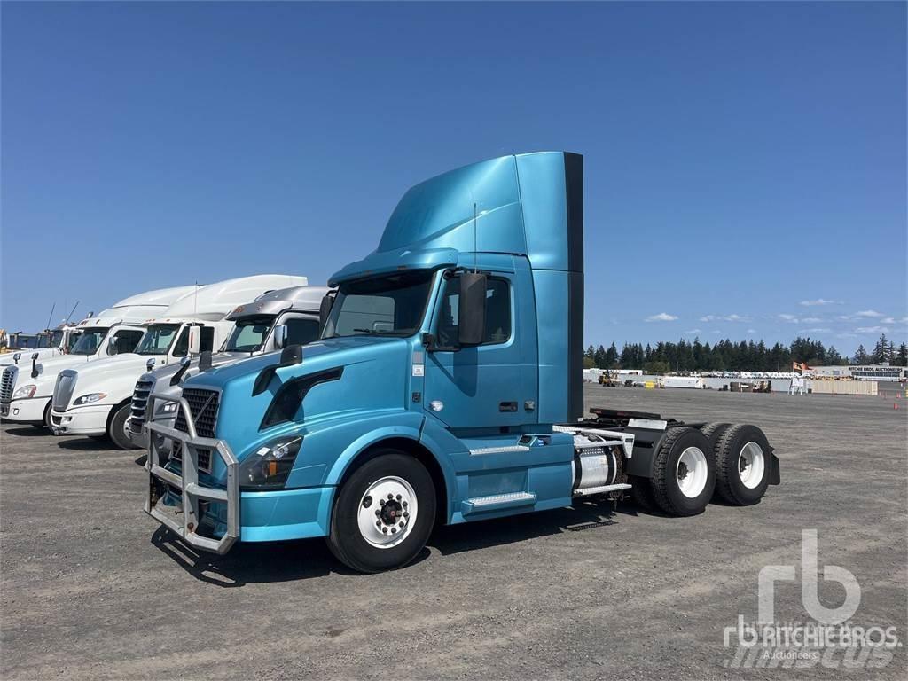 Volvo VNL300 Tegljači