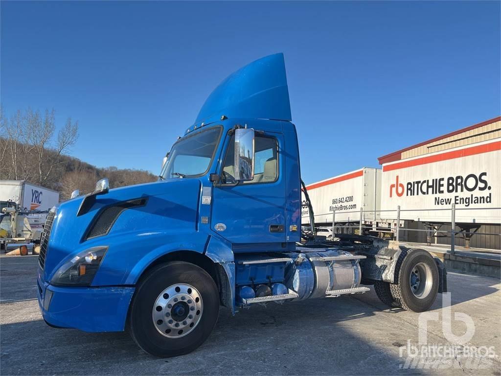 Volvo VNL300 Tegljači