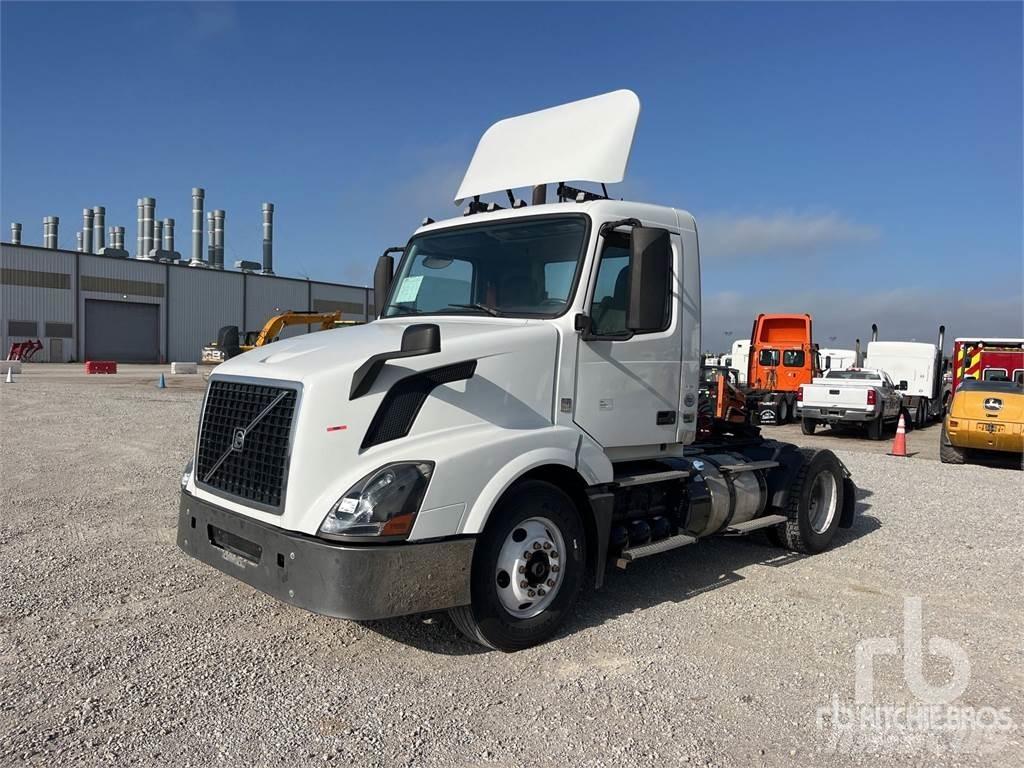 Volvo VNL300 Tegljači