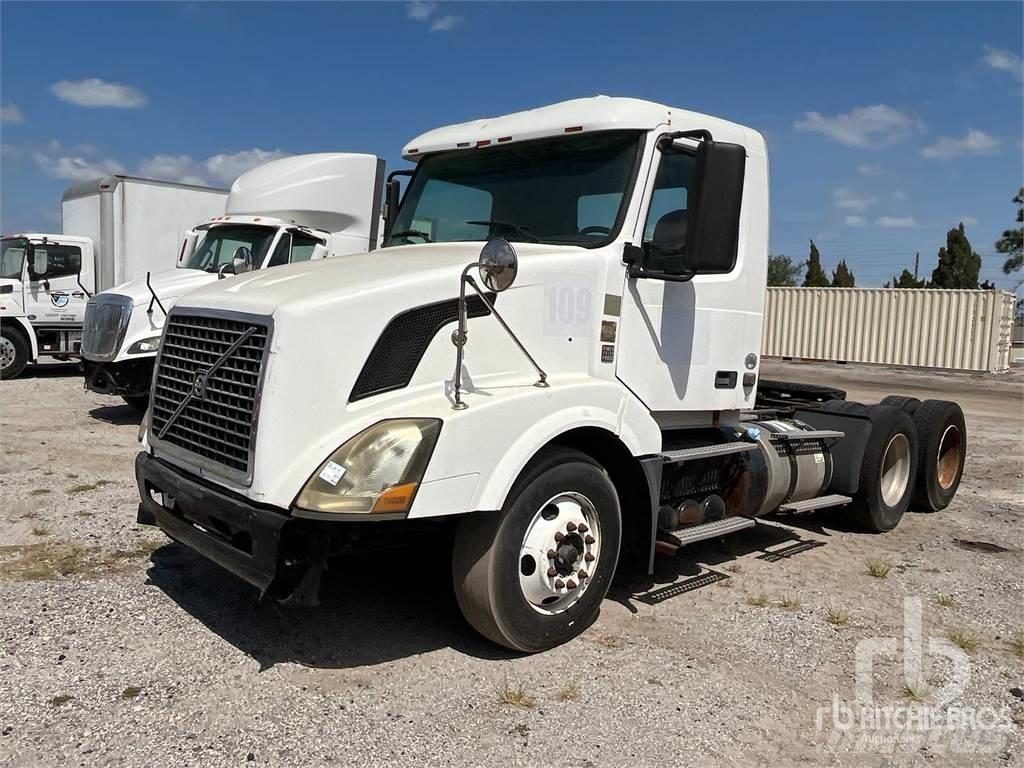 Volvo VNL300 Tegljači