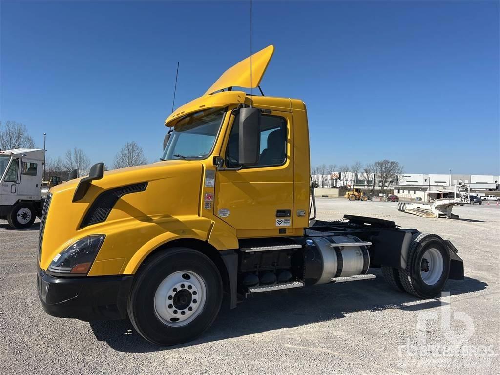 Volvo VNL42300 Tegljači