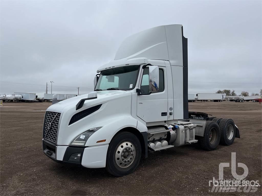Volvo VNL62T300 Tegljači