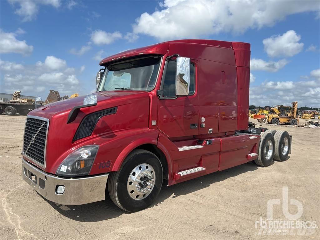 Volvo VNL630 Tegljači