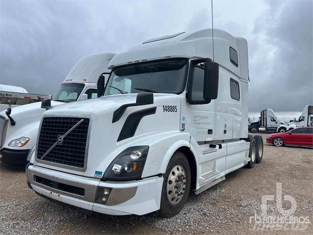 Volvo VNL670 Tegljači