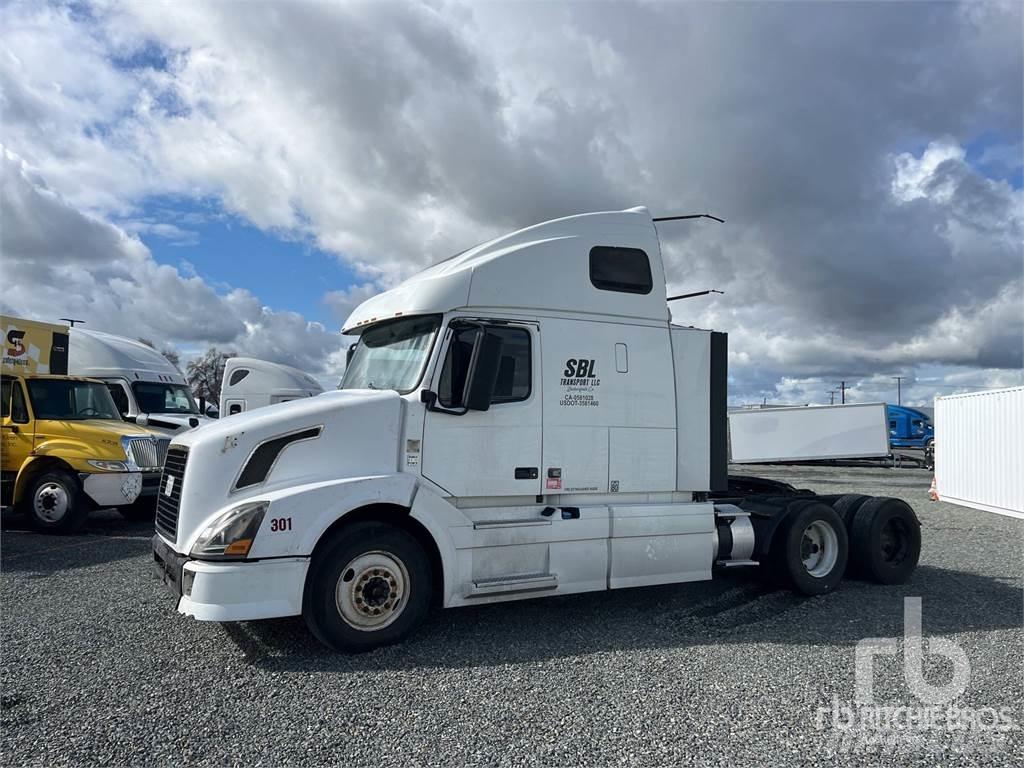 Volvo VNL670 Tegljači