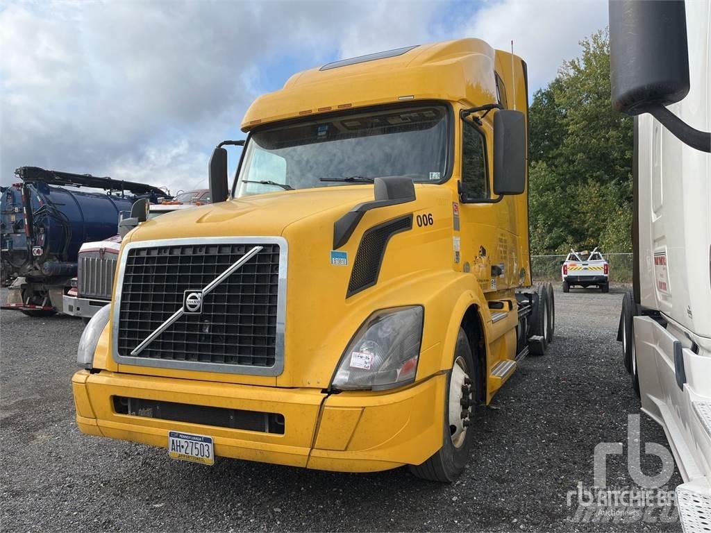 Volvo VNL670 Tegljači