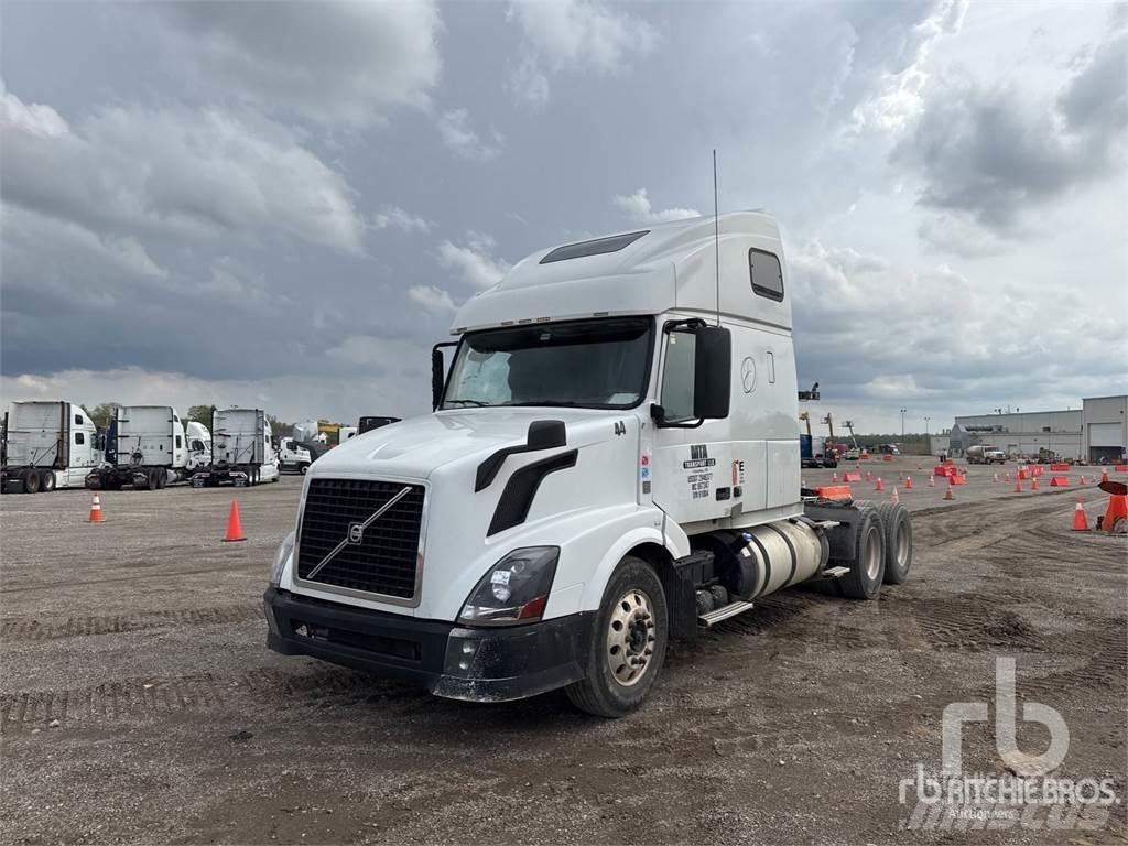 Volvo VNL670 Tegljači