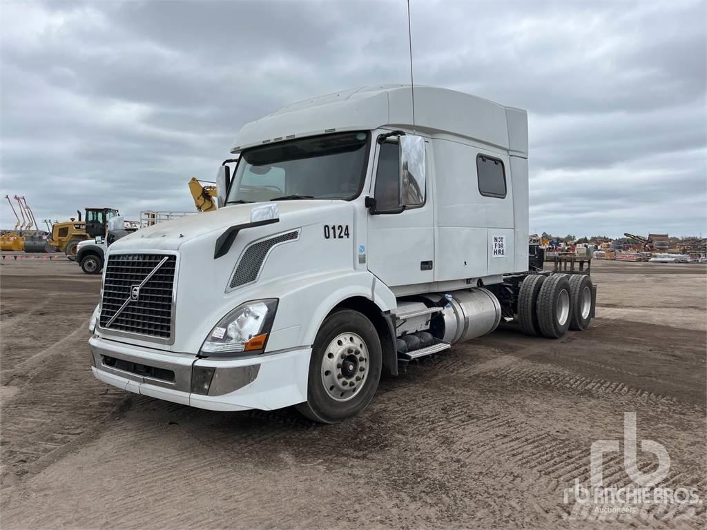 Volvo VNL730 Tegljači