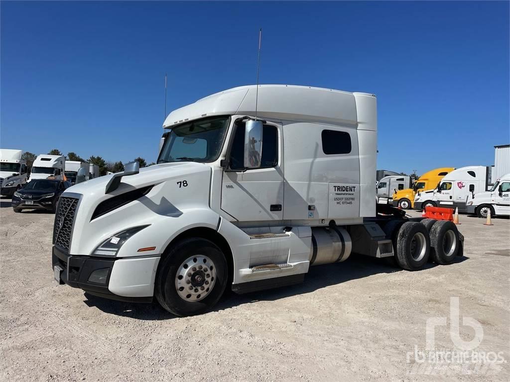 Volvo VNL740 Tegljači