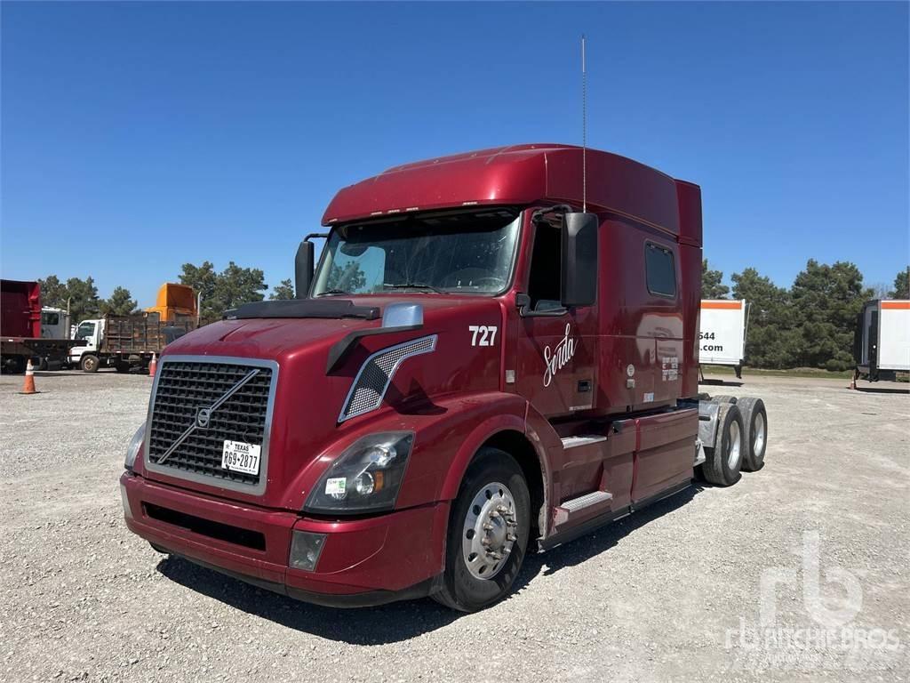 Volvo VNL740 Tegljači