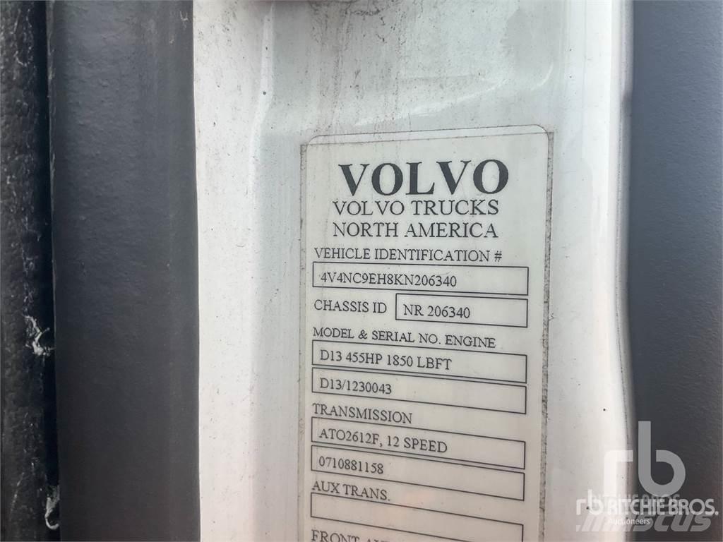 Volvo VNL760 Tegljači