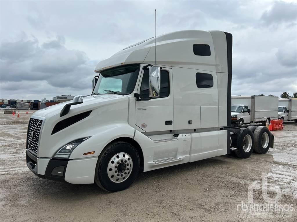 Volvo VNL760 Tegljači