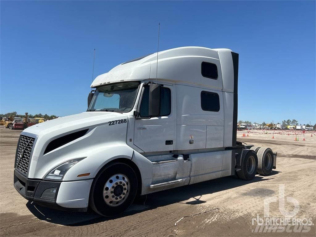 Volvo VNL860 Tegljači