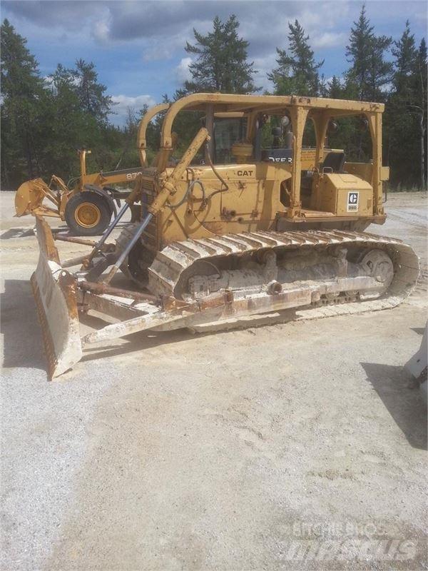 CAT D6D LGP Buldožeri guseničari